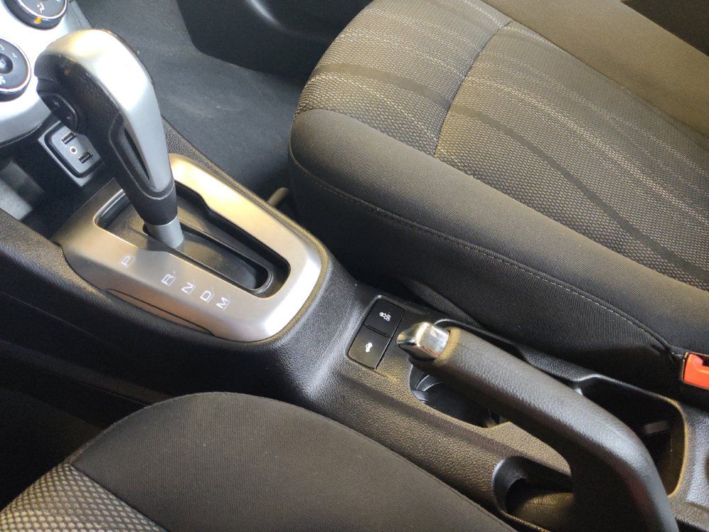 Used 2019 Chevrolet Sonic LT FWD image 26