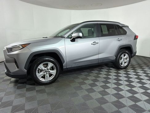 Used 2020 Toyota RAV4 XLE w/ Convenience Package AWD/4WD image 24