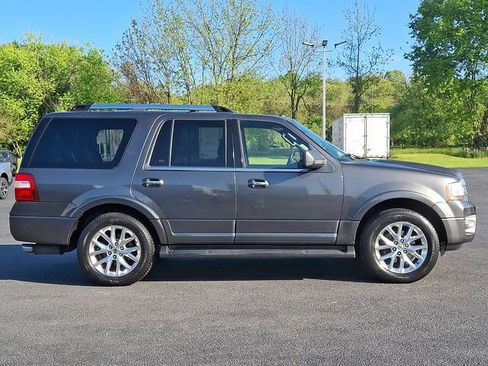 Used 2017 Ford Expedition Limited AWD/4WD image 10
