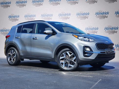 Used 2022 Kia Sportage EX image 2