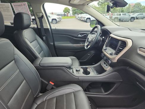 Certified 2023 GMC Acadia Denali w/ Denali Ultimate Package FWD image 7