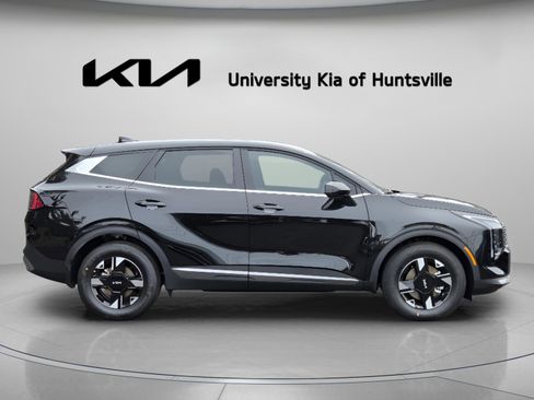 New 2026 Kia Sportage LX FWD image 8