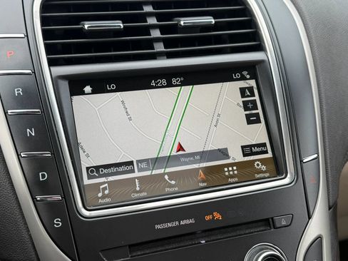 Used 2017 Lincoln MKX Reserve w/ Lincoln MKX Climate Package AWD/4WD image 29