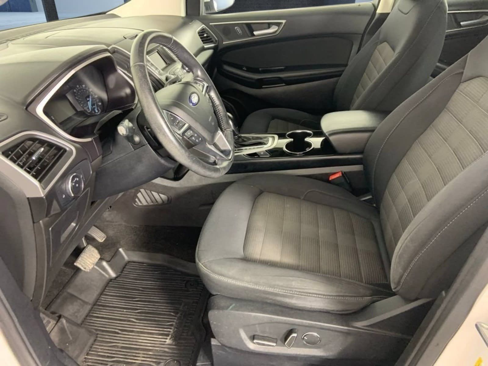 Used 2017 Ford Edge SEL AWD/4WD image 22