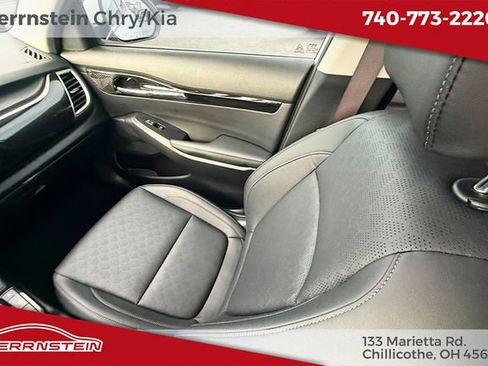 Used 2023 Kia Seltos EX AWD/4WD image 11