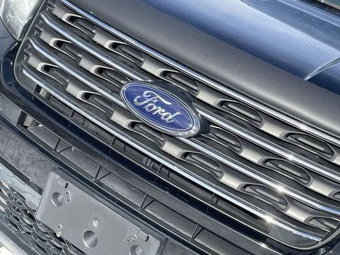 Used 2016 Ford Explorer Base image 32