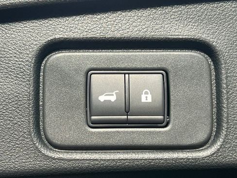 New 2026 Nissan Pathfinder SL AWD/4WD image 36