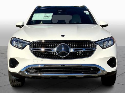 Used 2026 Mercedes-Benz GLC 300 4MATIC image 3