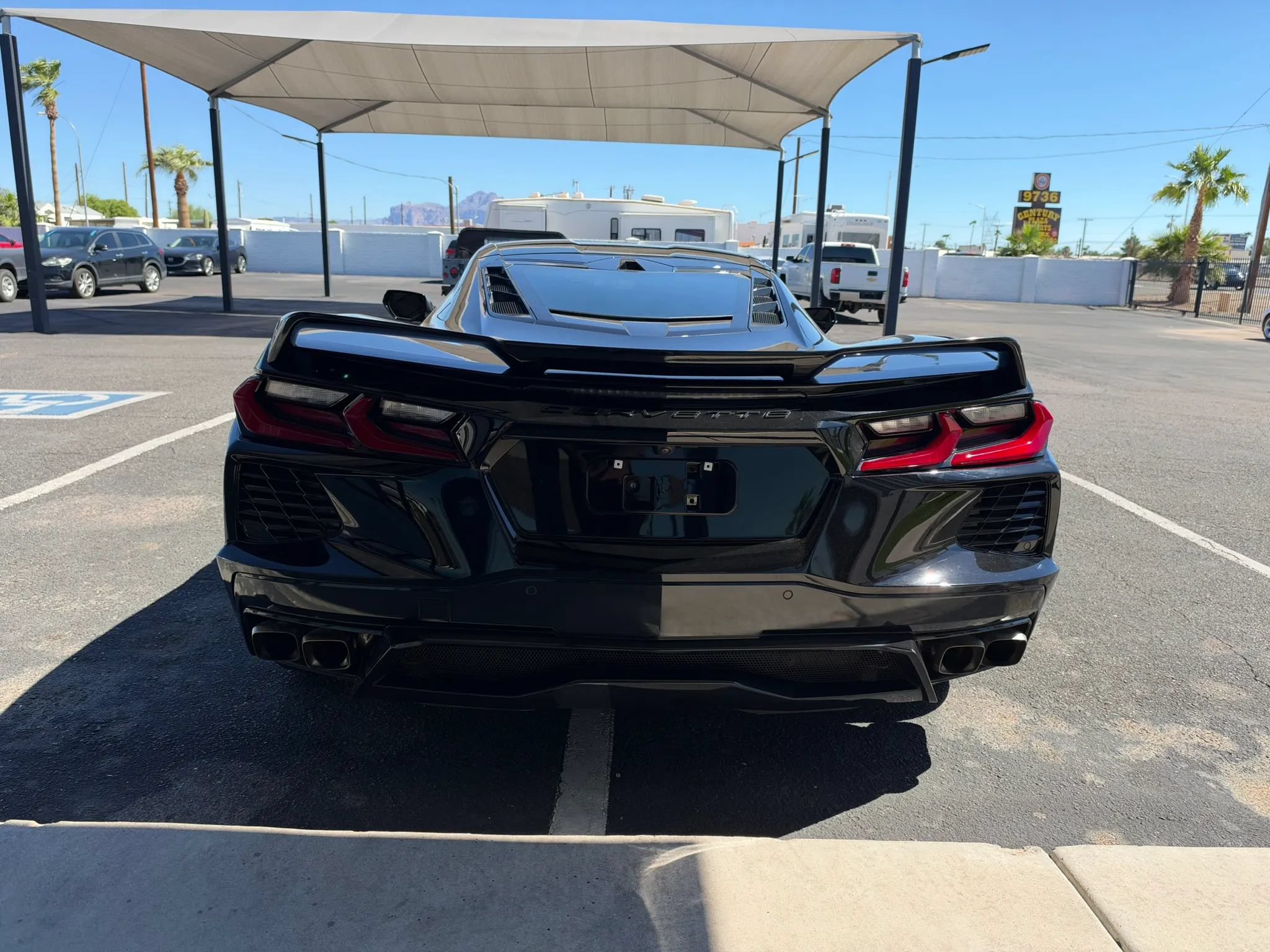 Used 2022 Chevrolet Corvette Stingray Premium Cpe w/ Z51 Performance Package RWD image 5
