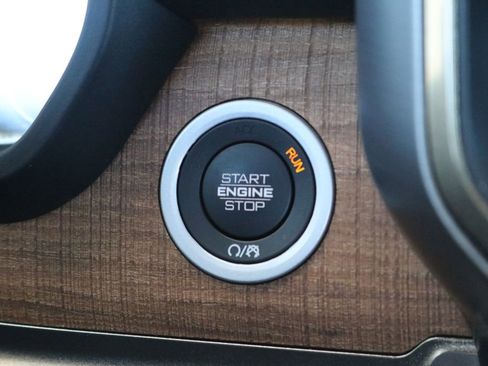 Used 2022 RAM 1500 Limited w/ Body Color Bumper Group image 55