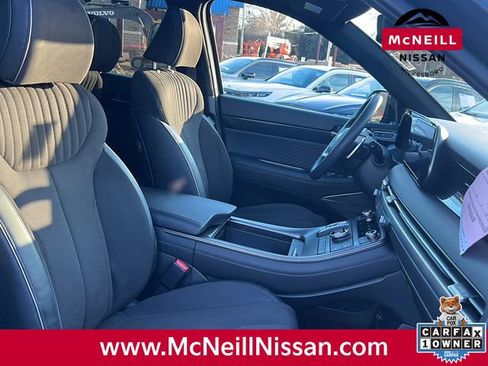 Used 2025 Hyundai Palisade Calligraphy image 13