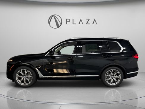 New 2026 BMW X7 xDrive40i image 3