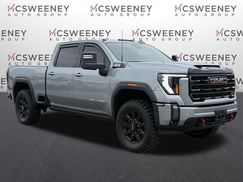 Used 2024 GMC Sierra 2500 AT4 w/ AT4 Premium Plus Package image 7
