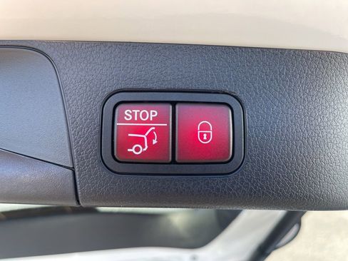 New 2026 Mercedes-Benz GLB 250 4MATIC image 25