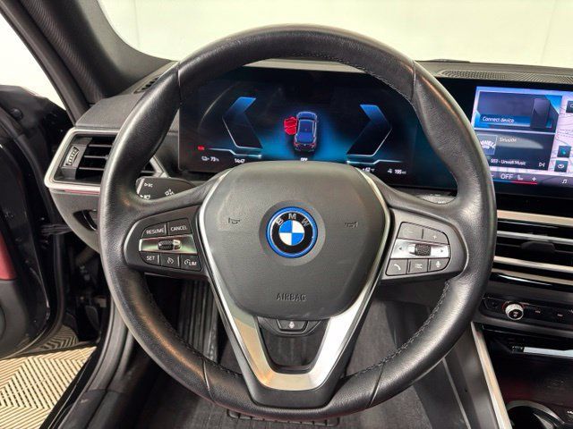 Used 2024 BMW i4 xDrive40i w/ Premium Package AWD/4WD image 12
