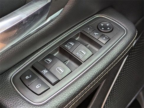 Used 2019 RAM 1500 Laramie image 21