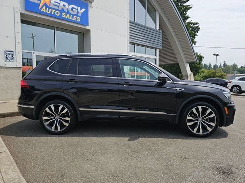 Used 2021 Volkswagen Tiguan SEL Premium R-Line w/ 3rd Row Seat Package AWD/4WD image 9