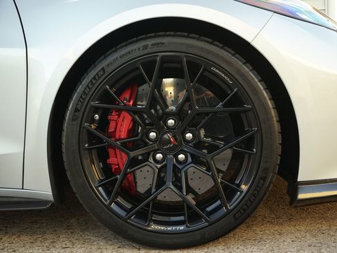 Used 2026 Chevrolet Corvette ZR1 image 38