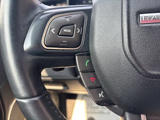 Used 2018 Land Rover Range Rover Evoque SE AWD/4WD image 44