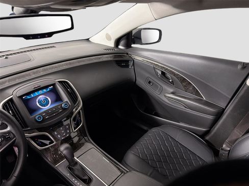 Used 2015 Buick LaCrosse FWD image 22