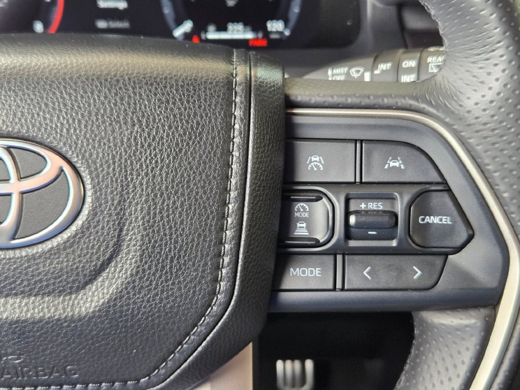 Used 2025 Toyota 4Runner TRD Sport AWD/4WD image 22