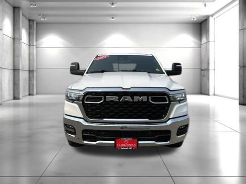 Used 2025 RAM 1500 Big Horn AWD/4WD image 3