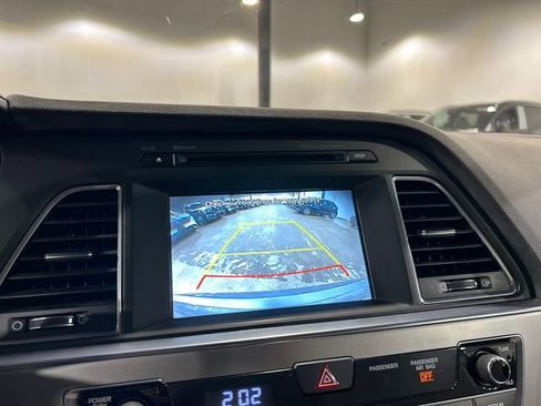 Used 2016 Hyundai Sonata Sport FWD image 17