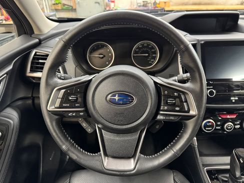 Used 2020 Subaru Forester Limited AWD/4WD image 19
