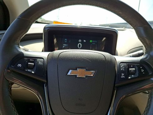 Used 2015 Chevrolet Volt w/ Enhanced Safety Package 1 FWD image 16
