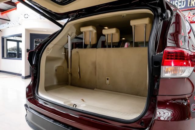 Used 2019 Toyota Highlander XLE FWD image 58