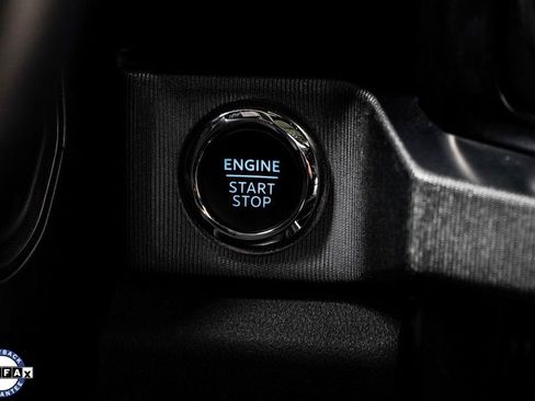 Used 2025 Ford F250 Platinum image 20