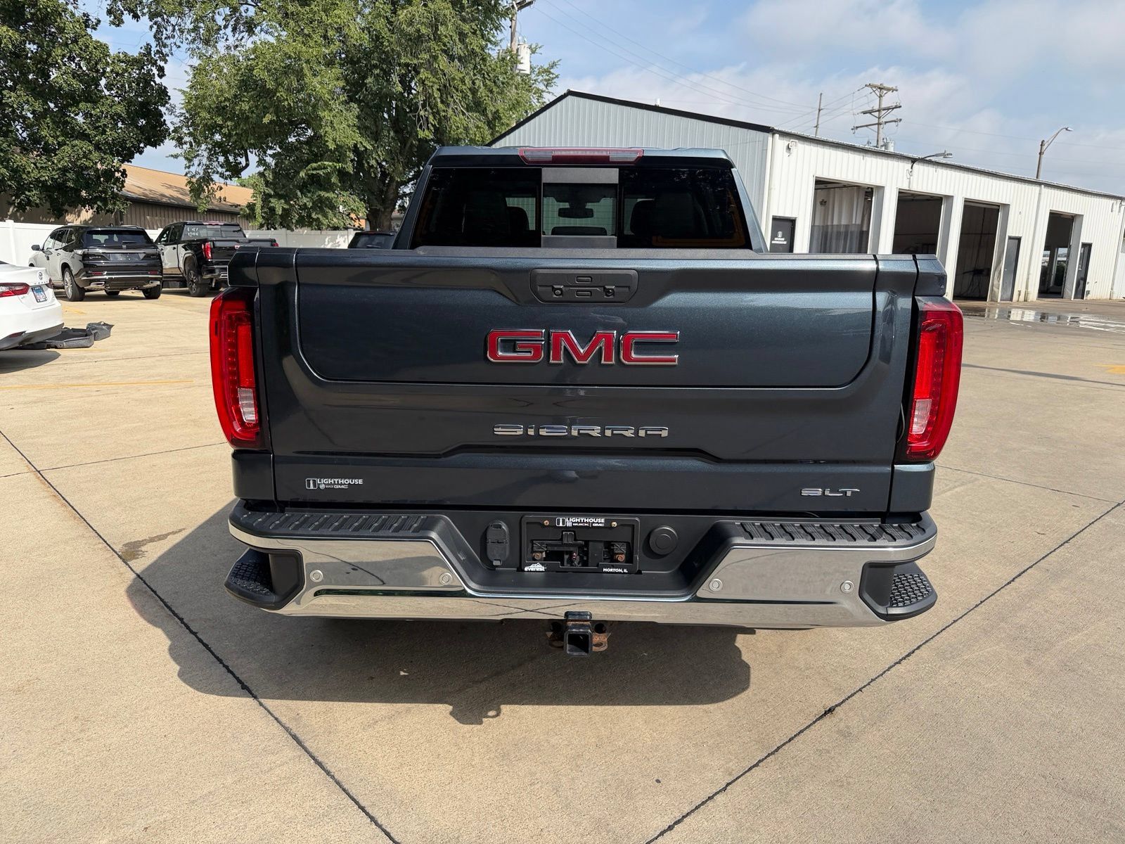 Used 2019 GMC Sierra 1500 SLT w/ SLT Premium Plus Package AWD/4WD image 30