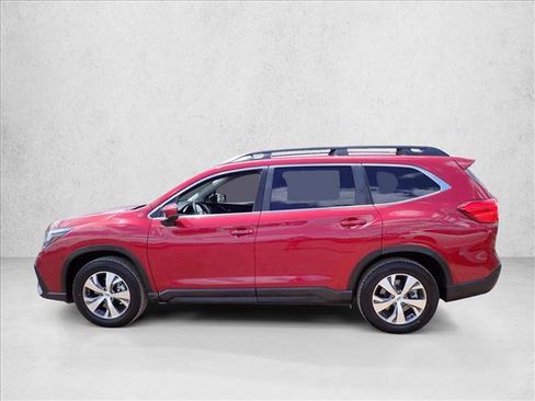 Used 2025 Subaru Ascent Premium AWD/4WD image 2