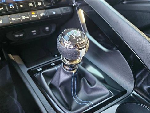 Used 2025 Hyundai Elantra N image 12