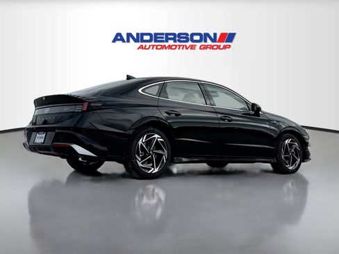 New 2026 Hyundai Sonata SEL FWD image 2
