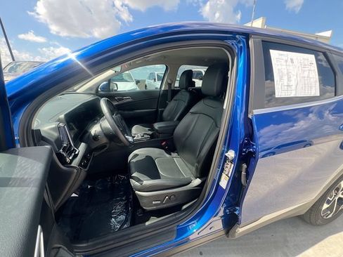Used 2023 Kia Sportage EX FWD image 14