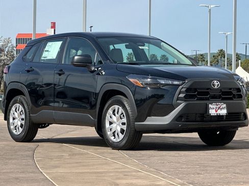 New 2026 Toyota Corolla Cross L image 2