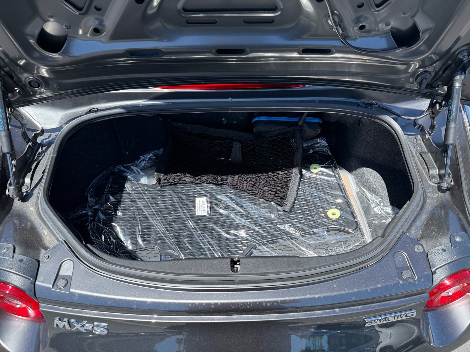New 2026 MAZDA MX-5 Miata Grand Touring w/ Weather Package RWD image 17