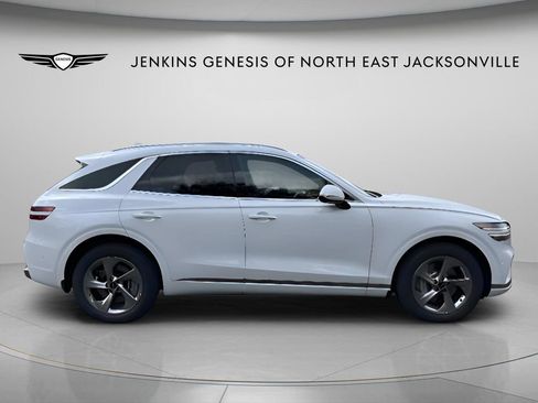 Used 2026 Genesis GV70 2.5T Advanced w/ G1 Accessory Package AWD/4WD image 3