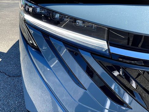 New 2026 Nissan Sentra SL FWD image 8