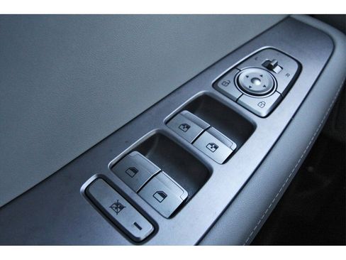 Used 2022 Hyundai Palisade SE w/ Cargo Package image 22