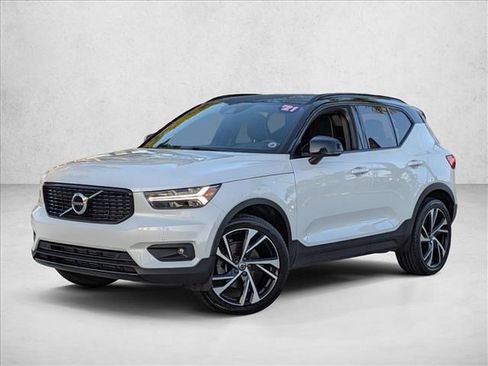 Used 2021 Volvo XC40 T5 R-Design AWD/4WD image 1