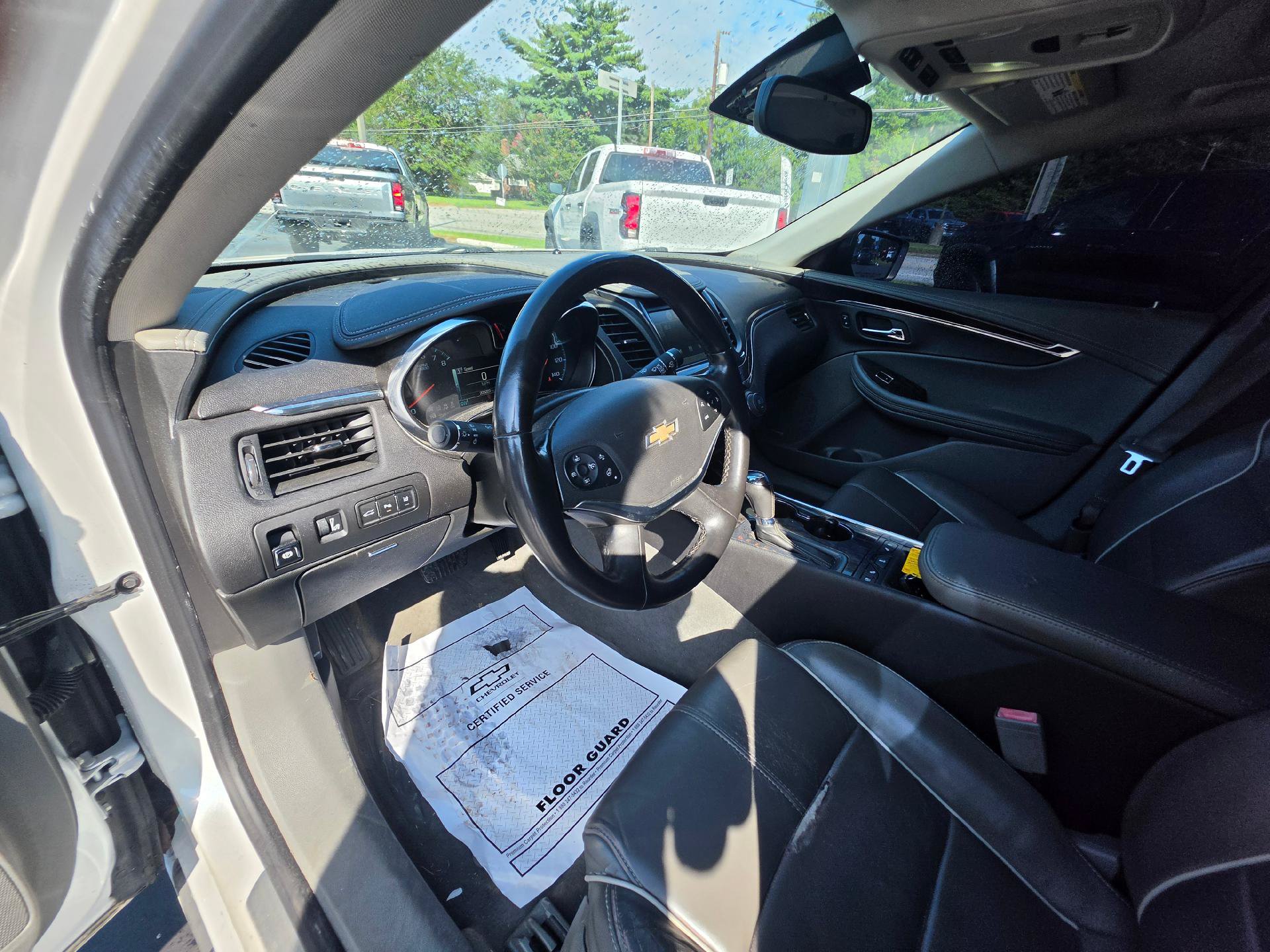 Used 2015 Chevrolet Impala LTZ FWD image 6