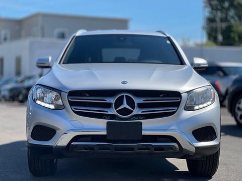 Used 2017 Mercedes-Benz GLC 300 4MATIC w/ Premium 1 Package image 2