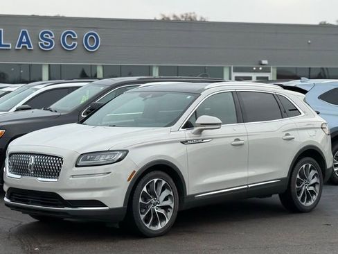 Used 2022 Lincoln Nautilus Reserve w/ Luxury Package image 31