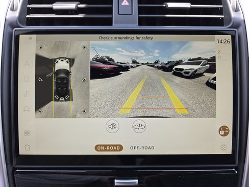 New 2025 Land Rover Discovery S image 25