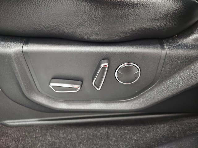 Used 2018 Ford F150 Lariat AWD/4WD image 17