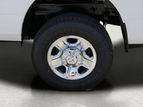 New 2026 RAM 2500 Tradesman AWD/4WD image 9