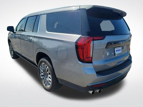 Used 2023 GMC Yukon XL Denali Ultimate image 4