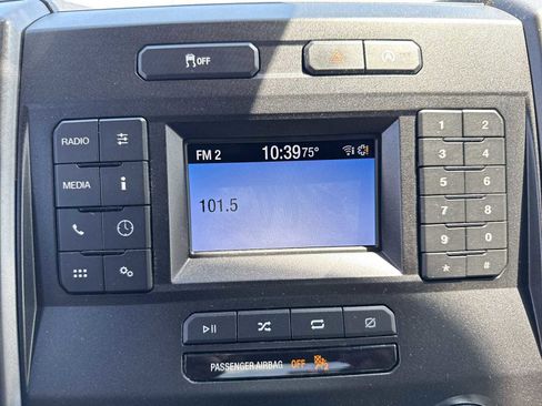 Used 2018 Ford F150 XLT AWD/4WD image 33